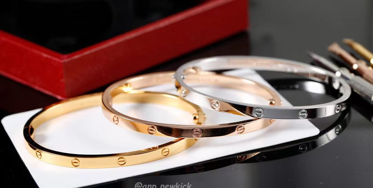 Cartier 18k Love Bracelets Gold Silver Rosegold (18) - www.newkick.vip